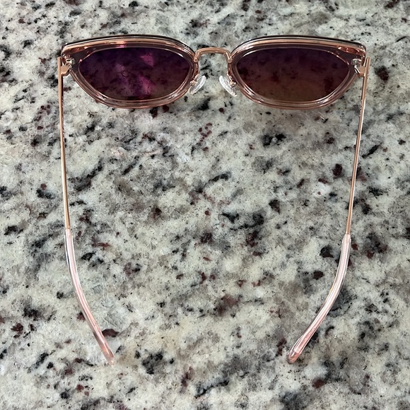Quay Cateye Mirrored Sunglasses - Picture 2 of 4